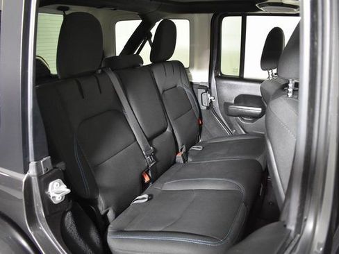 Used 2023 Jeep Wrangler Unlimited Rubicon 4xe image 34