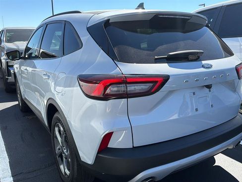 Used 2025 Ford Escape ST-Line FWD image 3