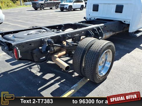 Used 2022 RAM 4500 Tradesman w/ Chrome Appearance Group image 7