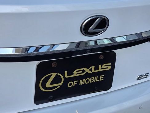 Certified 2025 Lexus ES 350 w/ Premium Package FWD image 29