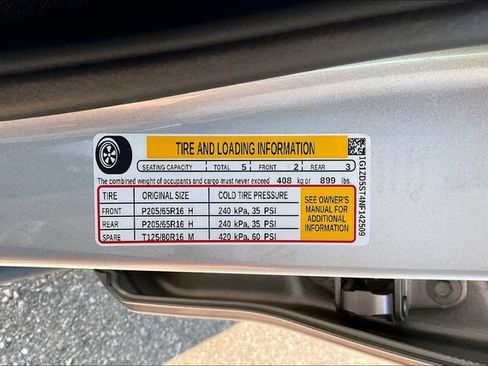 Used 2022 Chevrolet Malibu LT FWD image 34
