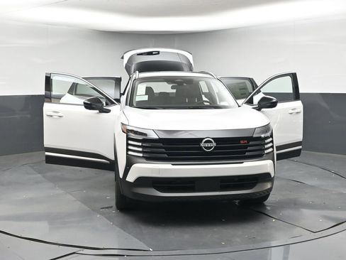 New 2026 Nissan Kicks SR image 50