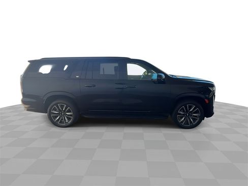 Used 2023 Cadillac Escalade ESV Sport Platinum image 9