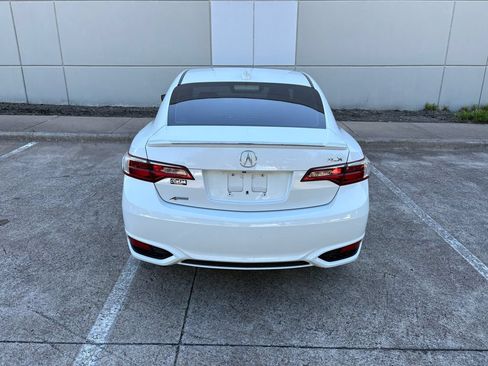 Used 2018 Acura ILX FWD image 7