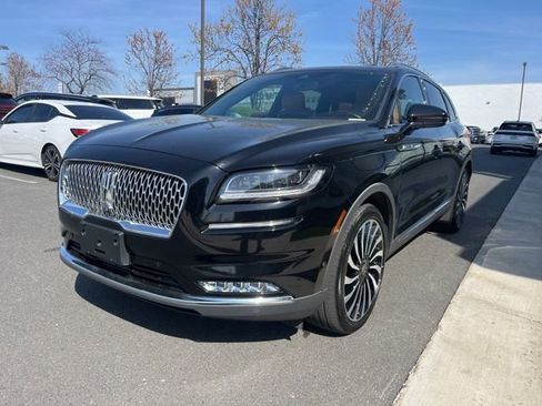 Used 2023 Lincoln Nautilus Black Label AWD/4WD image 3