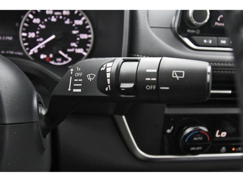 Certified 2026 Nissan Rogue SV w/ SV Premium Package FWD image 21