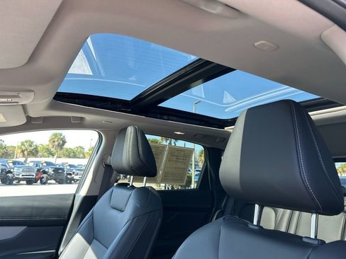 Certified 2025 Nissan Murano SL image 23