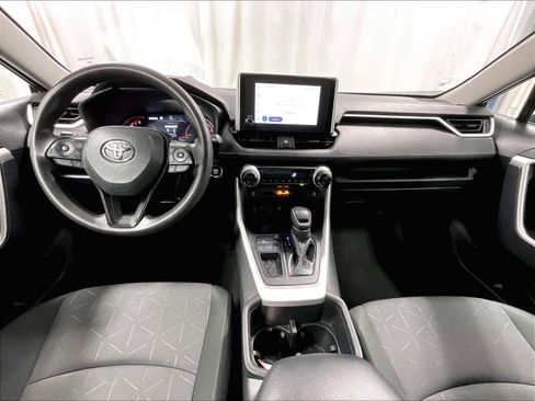 Used 2023 Toyota RAV4 XLE image 21