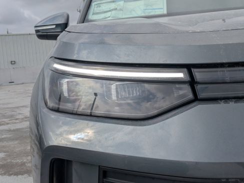 New 2026 Volkswagen Tiguan S FWD image 10