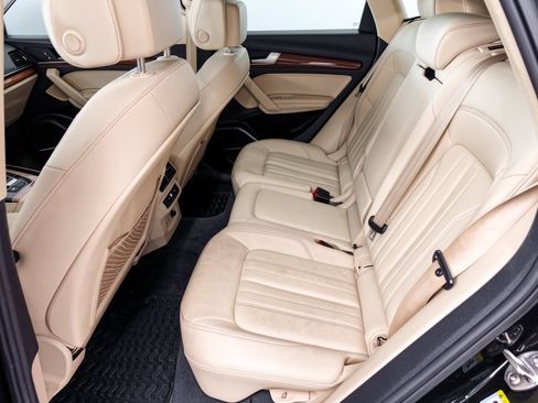 Used 2022 Audi Q5 2.0T Premium Plus AWD/4WD image 25