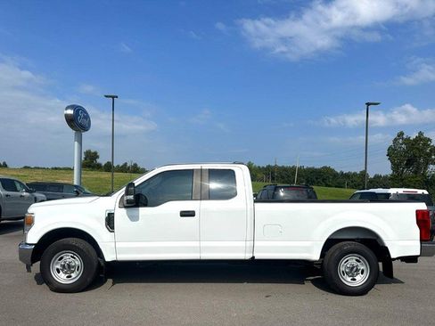 Used 2022 Ford F250 XL w/ Power Equipment Group RWD image 5