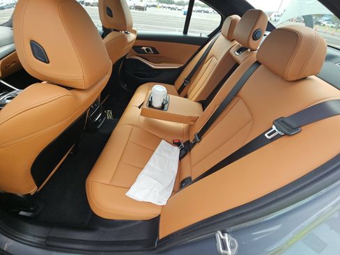 Used 2026 BMW 330i Sedan RWD image 7