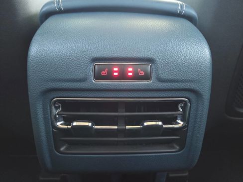 Used 2020 Lincoln Corsair Reserve w/ Equipment Group 202A image 33