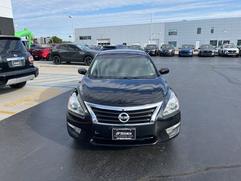 Used 2015 Nissan Altima 2.5 S w/ Special Edition Package FWD image 4
