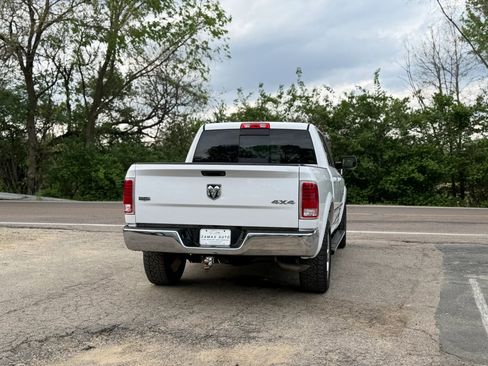 Used 2016 RAM 1500 Laramie w/ Convenience Group AWD/4WD image 10