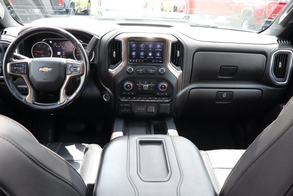 Used 2022 Chevrolet Silverado 3500 High Country AWD/4WD image 21