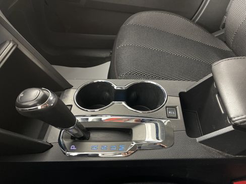 Used 2017 Chevrolet Equinox LS image 24