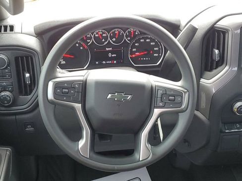 Used 2022 Chevrolet Silverado 1500 Custom Trail Boss w/ Safety Confidence Package AWD/4WD image 23