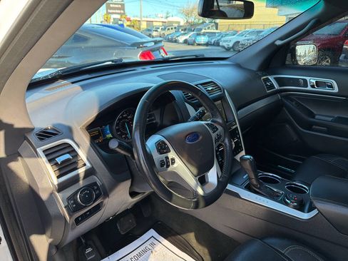 Used 2013 Ford Explorer Sport image 34