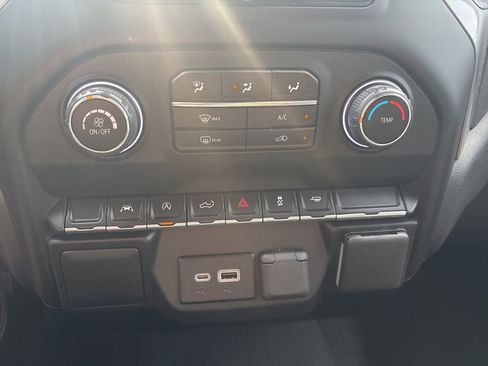 Used 2023 Chevrolet Silverado 1500 Custom RWD image 11