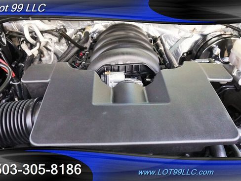 Used 2018 Chevrolet Suburban LT AWD/4WD image 20