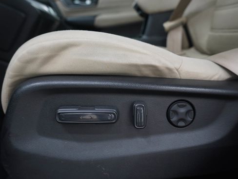 Used 2018 Honda CR-V EX image 22