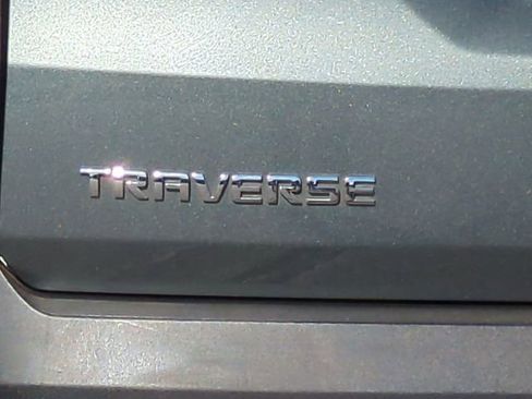 Used 2023 Chevrolet Traverse LT FWD image 10