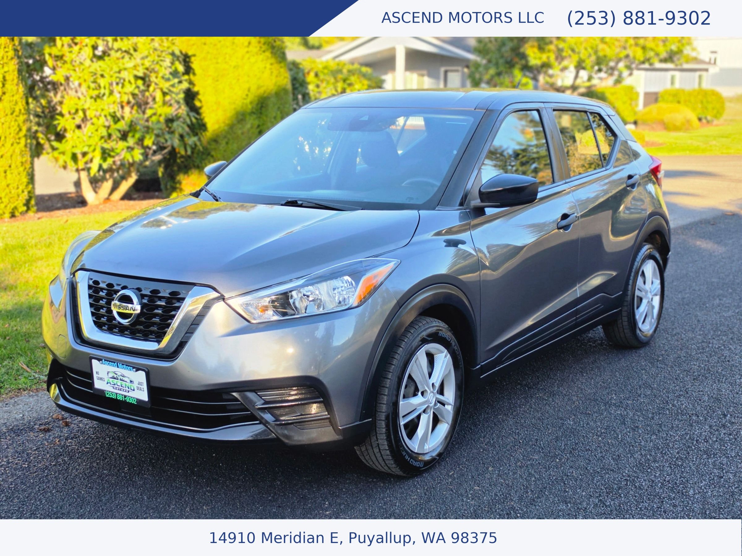 Used 2020 Nissan Kicks S FWD image 1