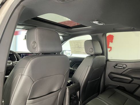 New 2026 GMC Canyon Elevation w/ Convenience Package image 11