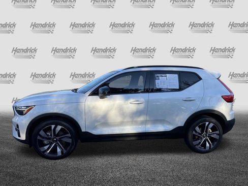 Used 2026 Volvo XC40 B5 Ultra w/ Protection Package Premier image 7
