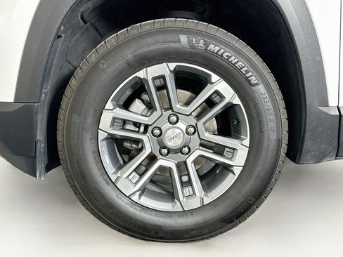 Used 2025 GMC Terrain Elevation AWD/4WD image 11