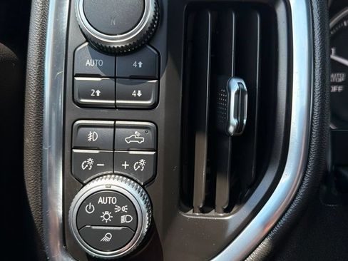 Used 2020 GMC Sierra 1500 AT4 w/ AT4 Premium Package AWD/4WD image 23