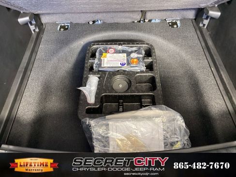 New 2026 Jeep Compass Latitude image 31