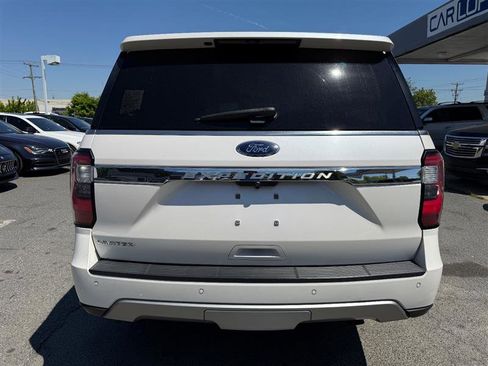 Used 2018 Ford Expedition Limited w/ Equipment Group 301A RWD image 7
