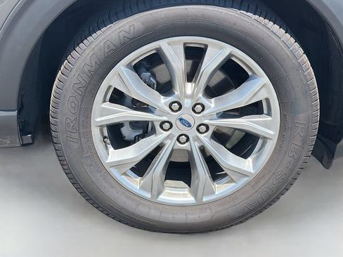 Used 2024 Ford Explorer Limited RWD image 10