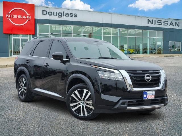 Certified 2024 Nissan Pathfinder Platinum w/ Cargo Package FWD image 1