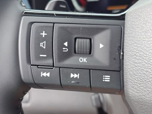 Used 2026 Nissan Pathfinder Platinum w/ Cargo Package FWD image 26