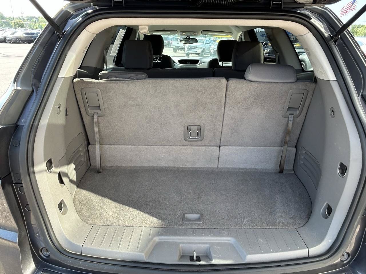 Used 2013 Chevrolet Traverse LS FWD image 18