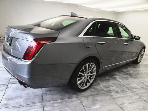 Used 2018 Cadillac CT6 Luxury image 6