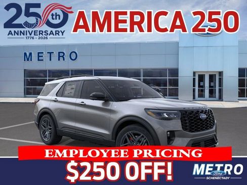New 2026 Ford Explorer ST-Line w/ ST-Line Street Pack AWD/4WD image 1