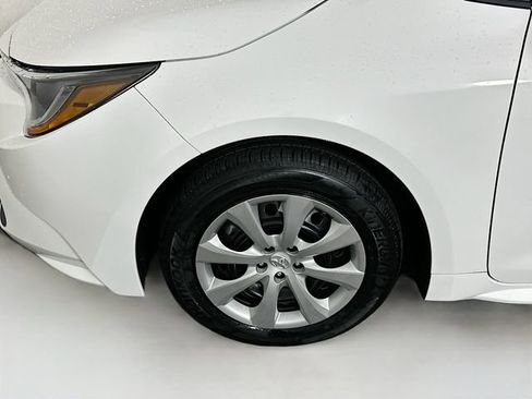 Certified 2021 Toyota Corolla LE image 21