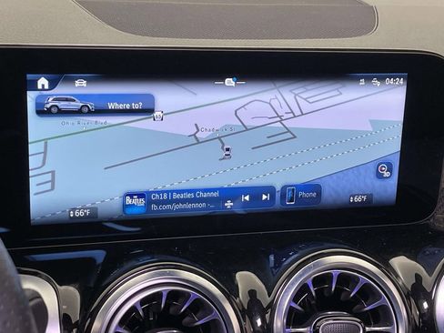 Used 2025 Mercedes-Benz GLB 35 AMG 4MATIC image 28