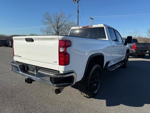 Used 2023 Chevrolet Silverado 2500 LT w/ Convenience Package image 6