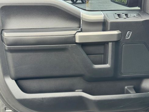 Used 2016 Ford F150 XLT w/ Equipment Group 302A Luxury AWD/4WD image 14