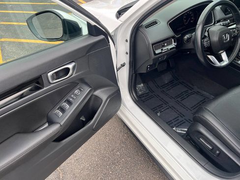 Used 2023 Honda Civic EX-L image 12