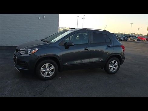 Used 2022 Chevrolet Trax LT image 5