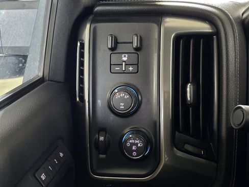 Used 2018 Chevrolet Silverado 3500 LTZ w/ Duramax Plus Package image 34