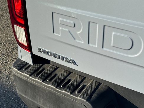 Certified 2025 Honda Ridgeline RTL+ image 6