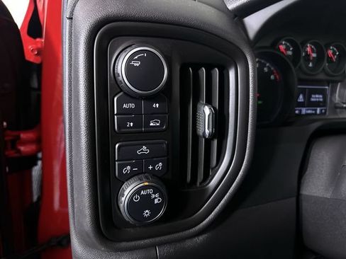 Used 2023 Chevrolet Silverado 1500 Custom AWD/4WD image 18