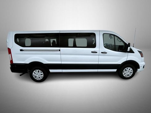 Used 2024 Ford Transit 350 XLT RWD image 4